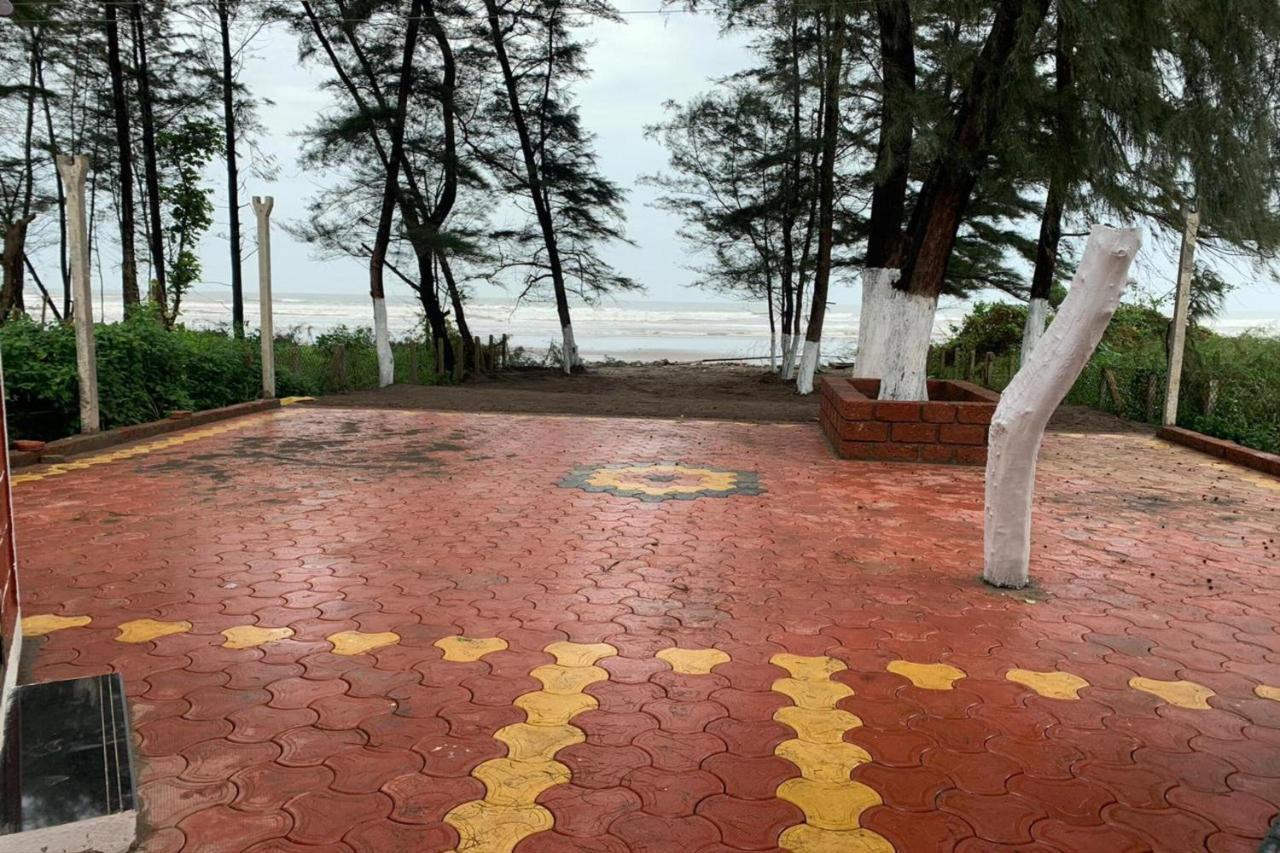 Suma Beach Resort Dāpoli Eksteriør billede